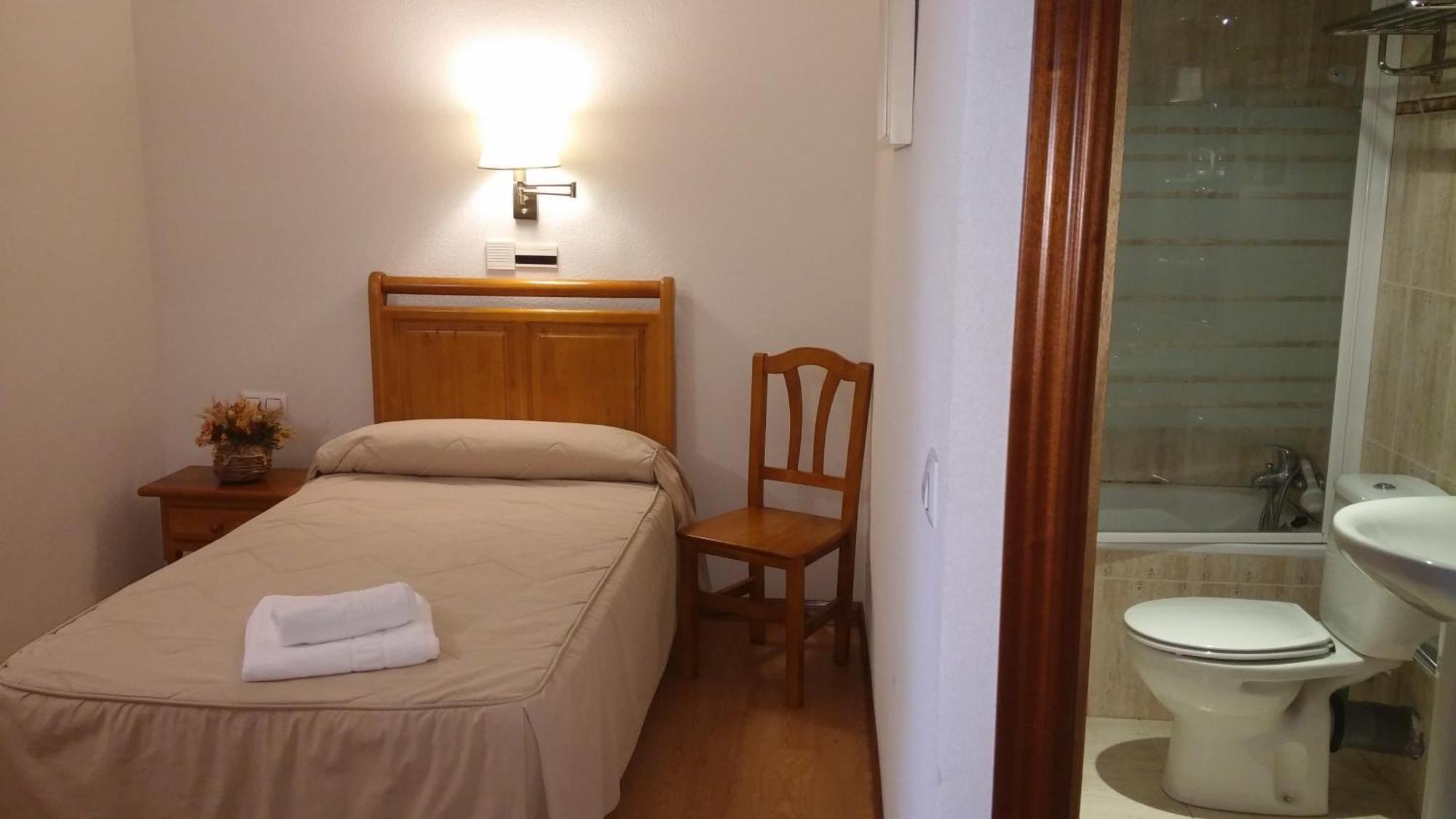 Hotel Rural Mariblanca Sacedon Phòng bức ảnh